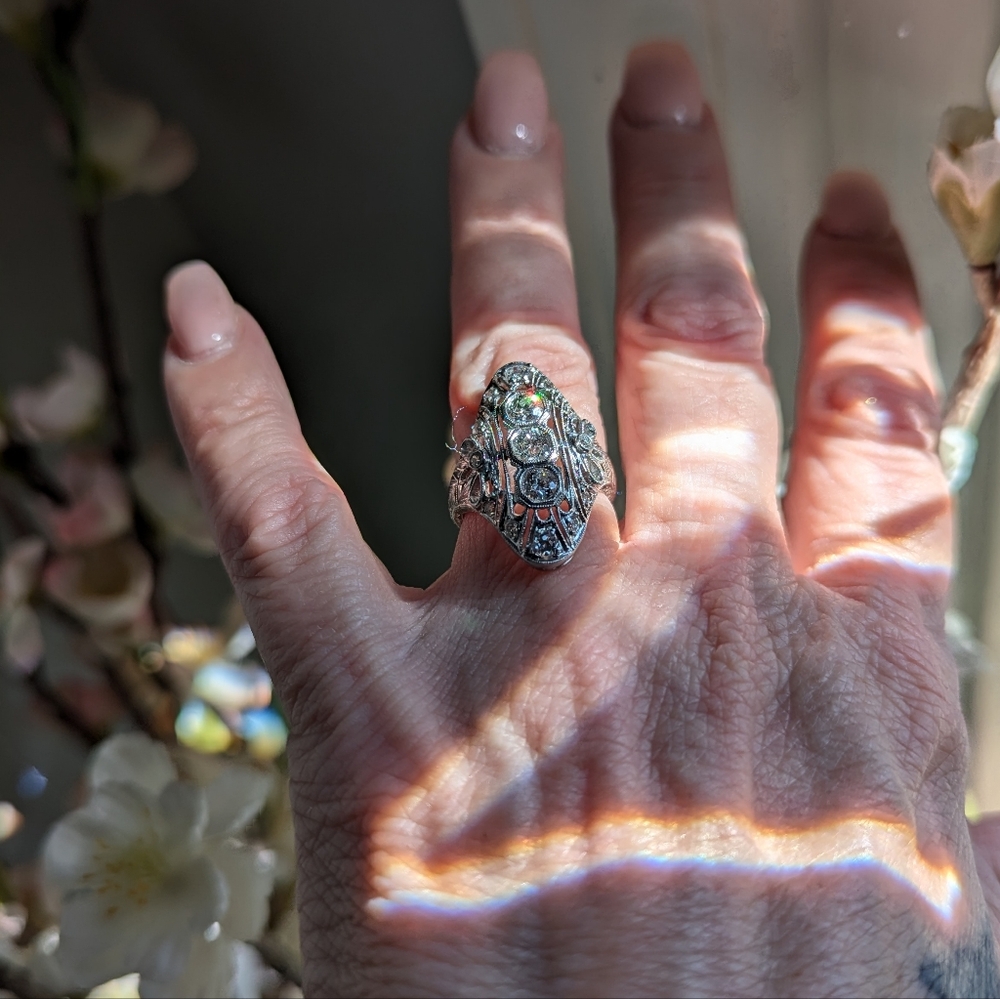 Antique Platinum 1.48TW diamond ring size 5.5 ๐น๐น๐น๐น - Picture 8 of 15